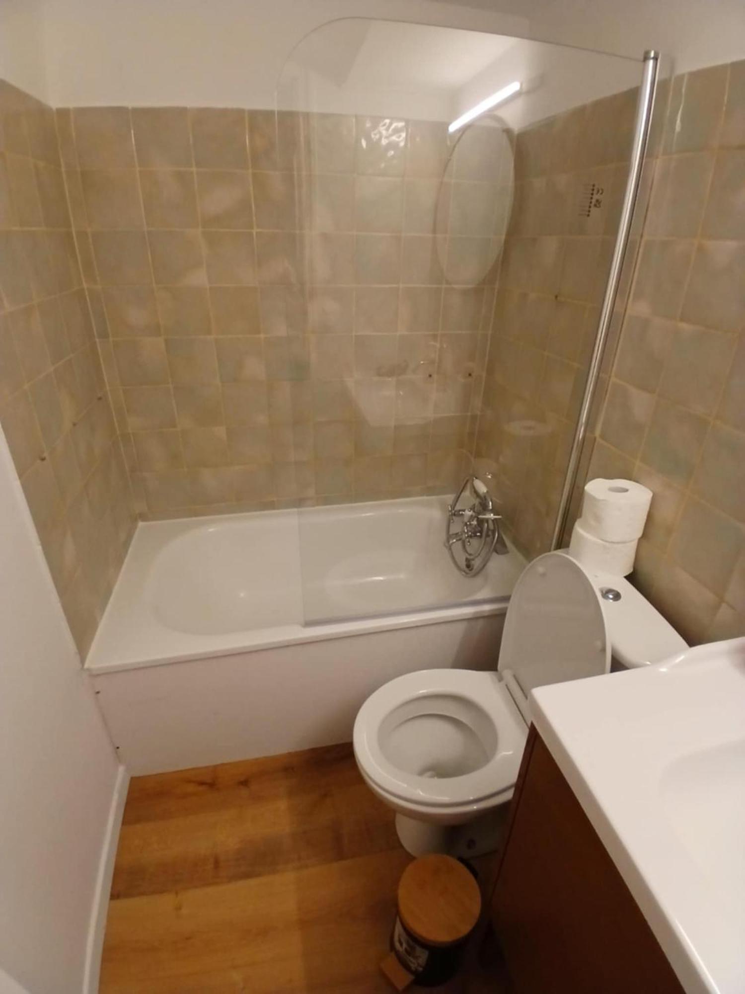 Apartment 20m2 - Stationnement Gratuit - Wifi